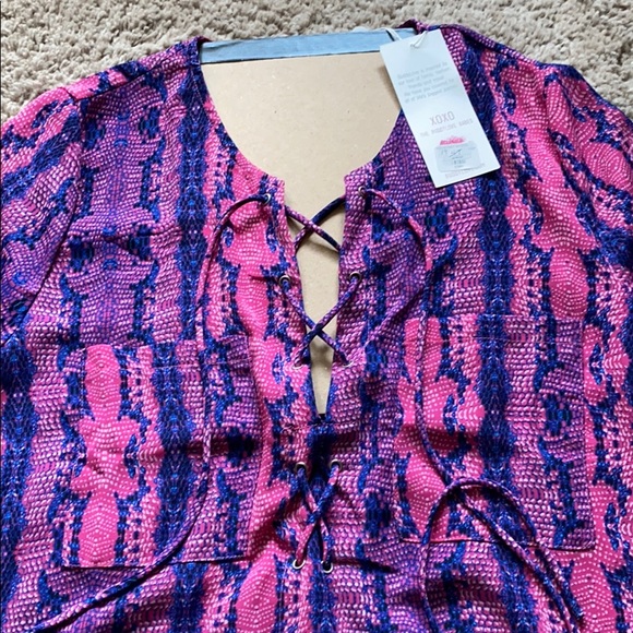 Buddy Love Blouse - Picture 7 of 11